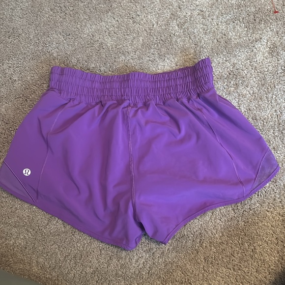 LULULEMON shorts - Picture 2 of 8